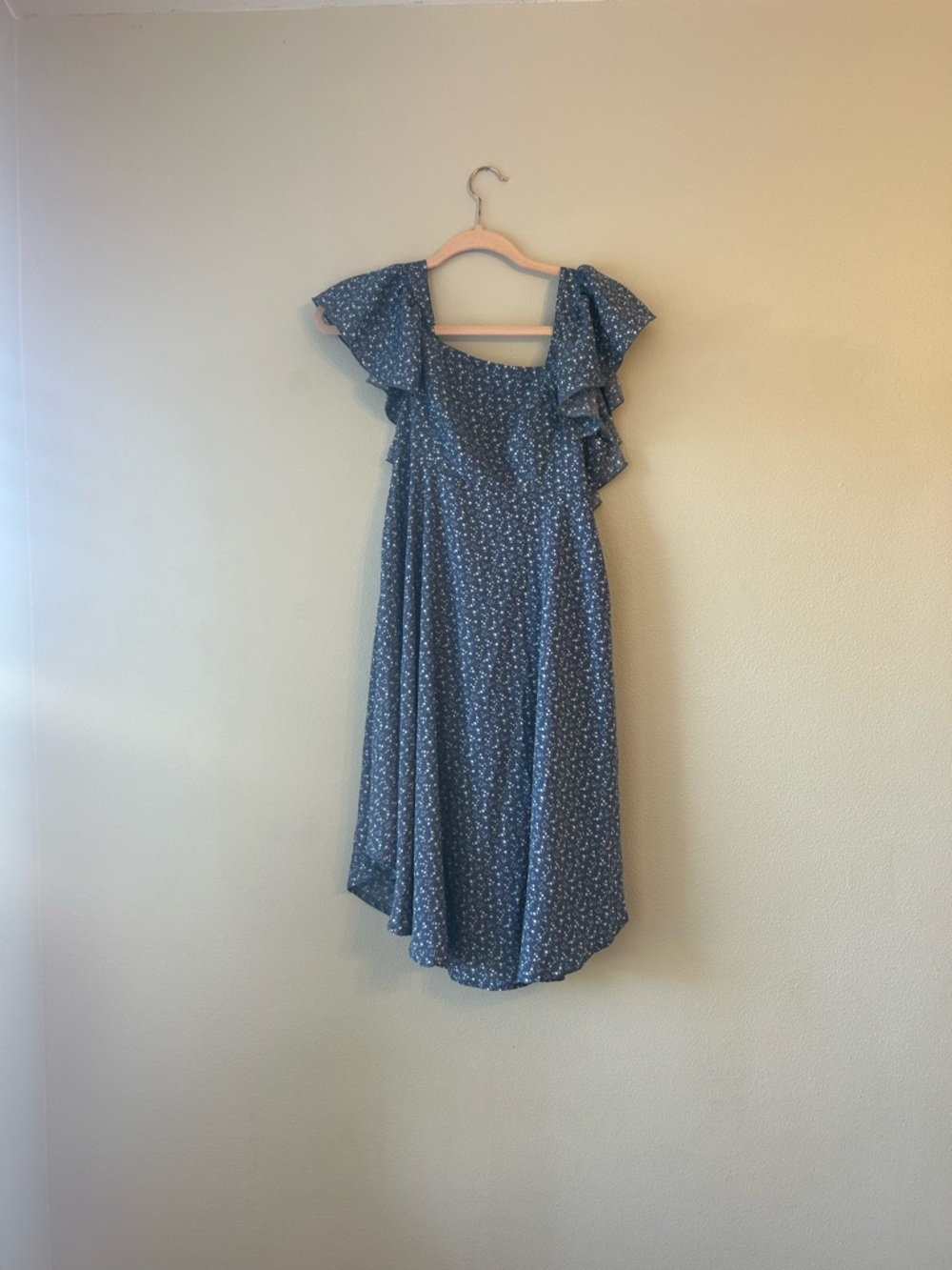 SHEIN Blue Micro Floral Dress with Ruffle Detail